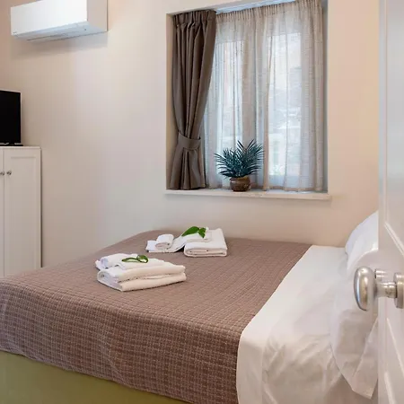 Bed & Breakfast Eponimi