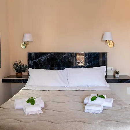 Bed & Breakfast Eponimi 3*